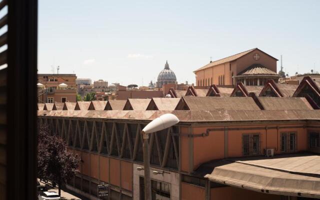 Flower'S Market Apartment - Charme Homes