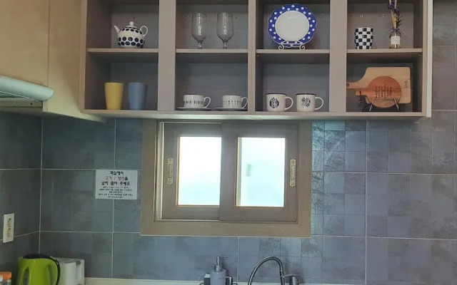Jeju Basafan Spa Pension