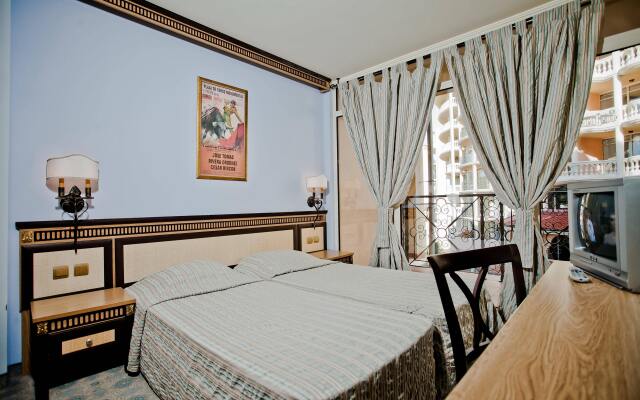 Atrium Beach Hotel & Aqua Park - All Inclusive