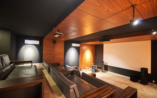 Viva residence 204 By Lockey