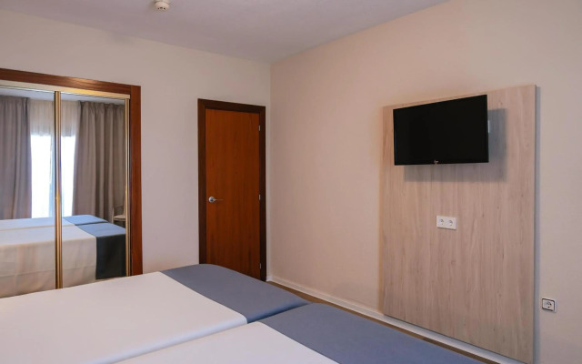 Port Europa Hotel