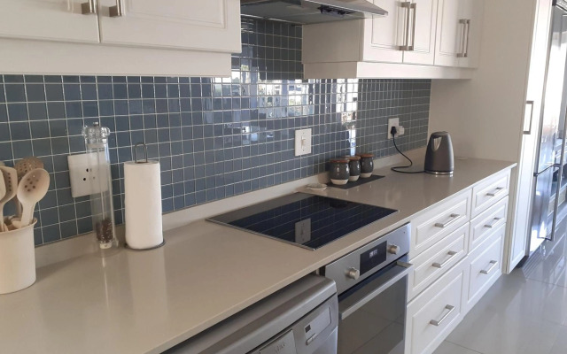 Lands End Family Only Apartment