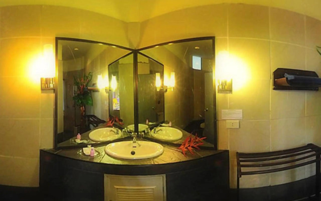 Kohhai Fantasy Resort & Spa