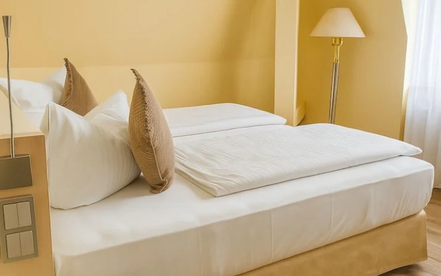 Hotel Villa Noel – Central Station Dresden