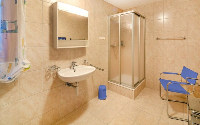 Chalet in Vex Near Ski Slopes