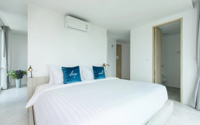 Sunshine Hip Hotel