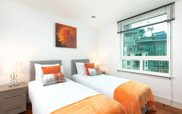 River view Luxury 3bed flat with views