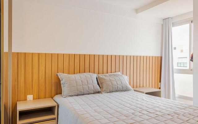 IT61 Lindo Apto 3 Suítes, Pé na Areia - Itacimirim