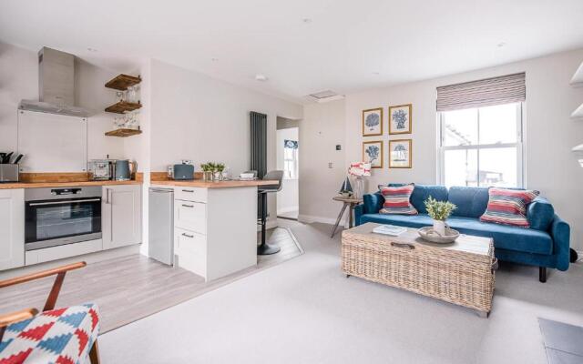 Pebble View, Aldeburgh