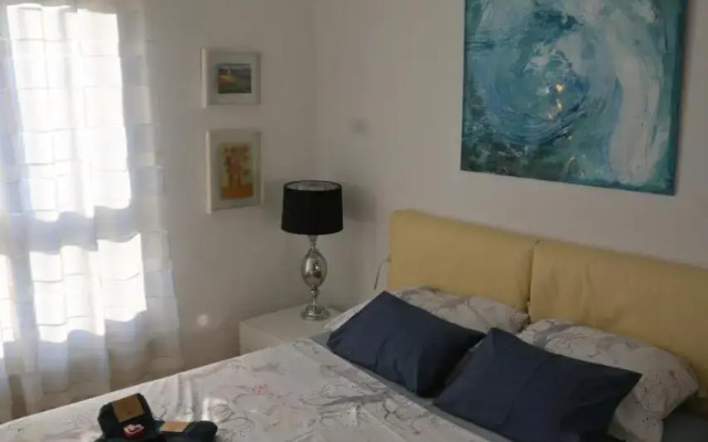 Lola suite