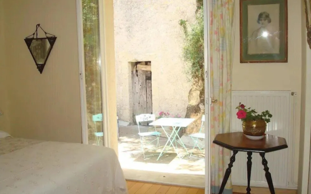 La Tonnelle