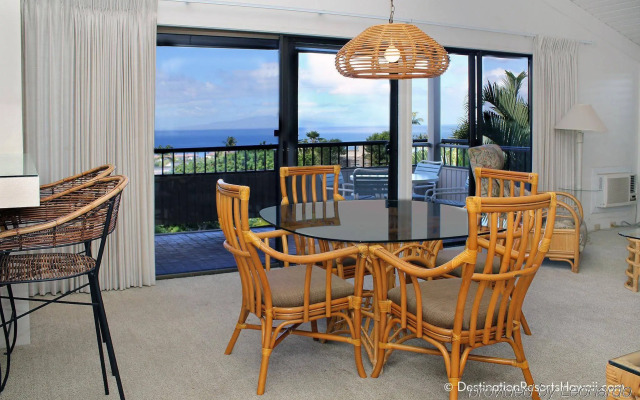 Wailea Ekolu - CoralTree Residence Collection