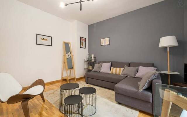 Lovely Modern 1Bed Apt in the city centre, nr metro