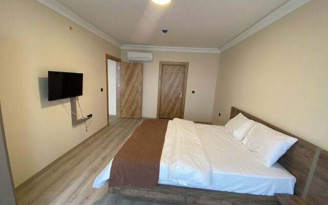 Rena Grand Residence & Suite