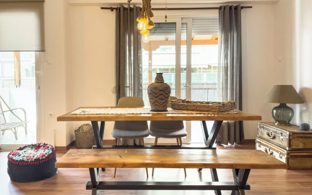 Phaedrus Living: Kallithea Heights Residence