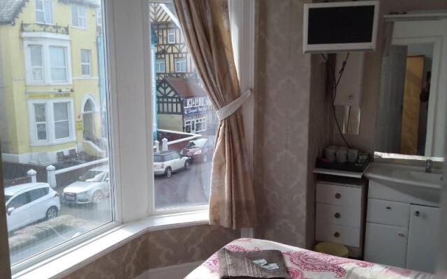 Seaview Hotel