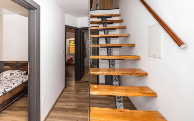 Amazing Apartment in Veprinac With Wifi and 2 Bedrooms