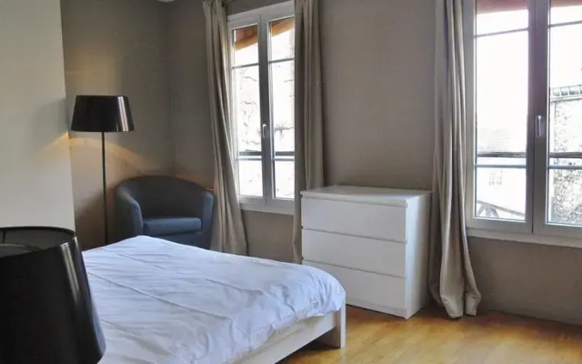 1 separated bedroom Montmartre