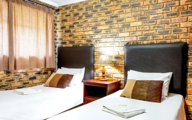 Elgro River Lodge