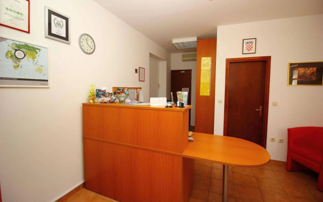 Bacan Serviced Apartments
