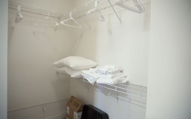 Wesley Heights Studio 1 BR Apts by Frontdesk