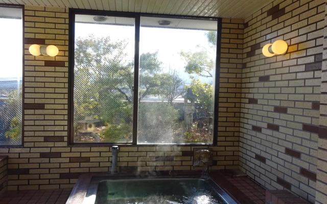 Kawaguchiko Station Inn