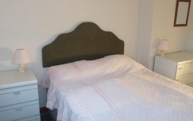 Burley Court Apartments