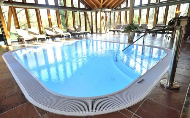 Schlosshotel Weyberhöfe