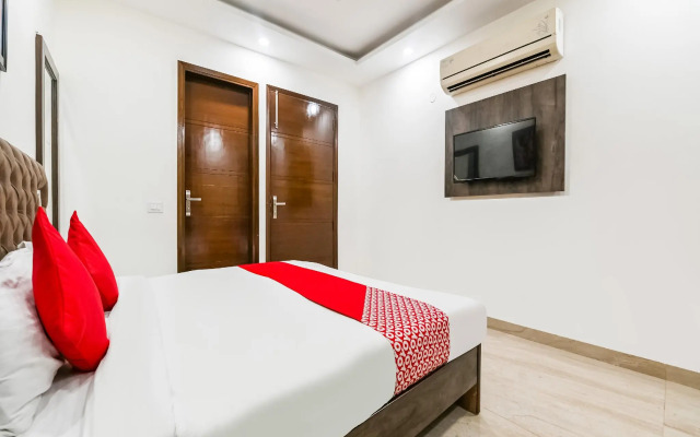 White Rose Wallon Hotel by OYO Rooms