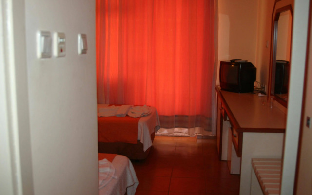 Hotel Roxx Royal