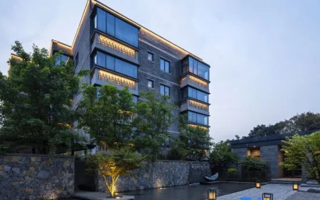 Chongqing Huafang Hotel