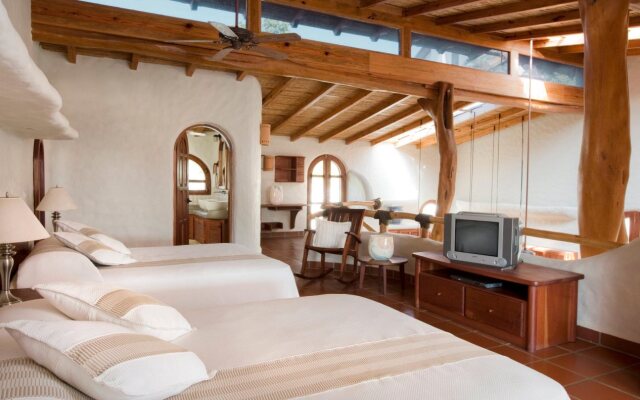 Pelican Eyes Resort & Spa