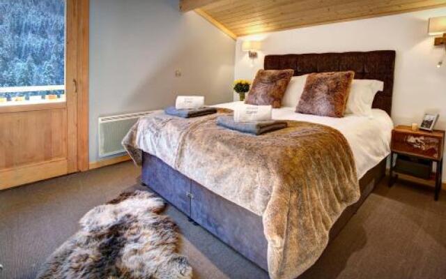 Chalet Carter - OVO Network