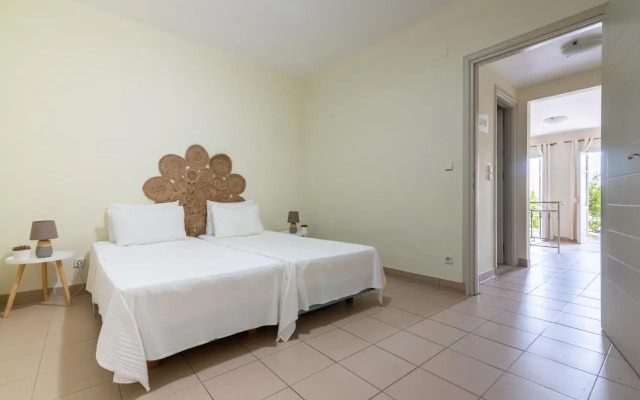Omirikon Hotel
