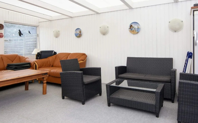 6 Person Holiday Home in Ronde-by Traum
