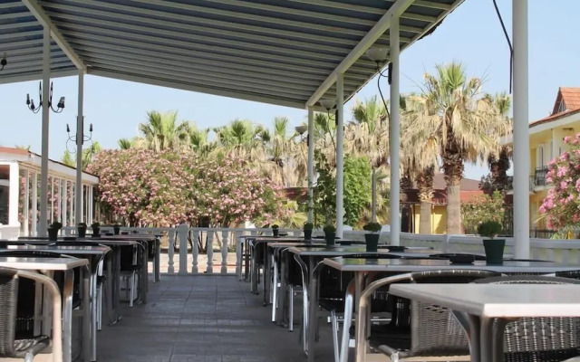 Barika Park Thermal Tatil Koyu