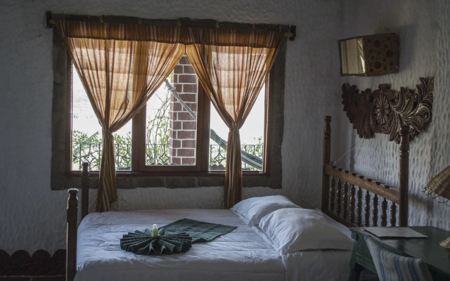 Eco Hotel Uxlabil Atitlan