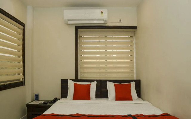 Oyo 8318 Near Railway Station