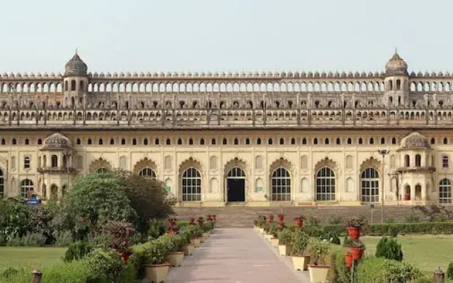 Mohan Hotel