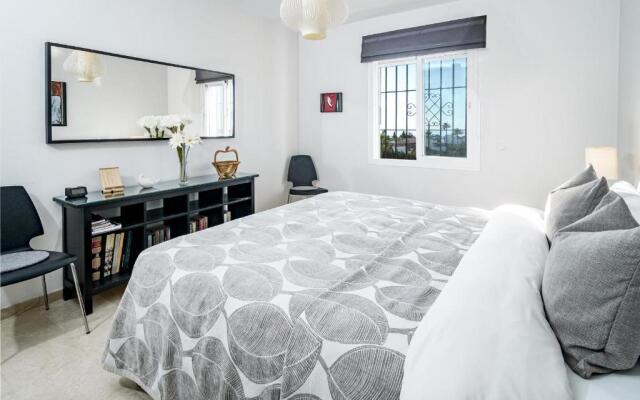 MA2- Sea views, walking distance to Puerto Banus