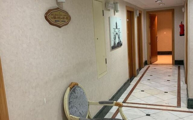 Manarat Al Taj Hotel