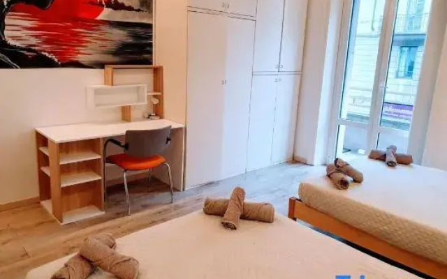 Spacious & Lovely - 4 Queen Bed