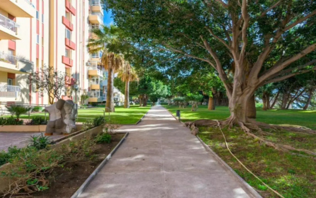797 Holiday Rentals- Luminoso estudio en Arroyo de la Miel