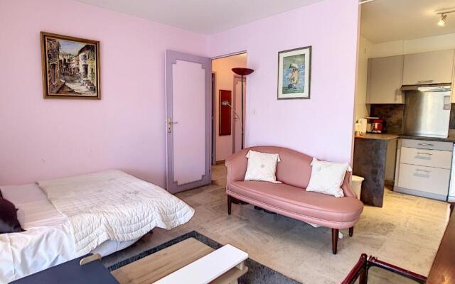 Le Windsor Appartement 2p / Det2002