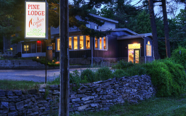 Pine Lodge Inn