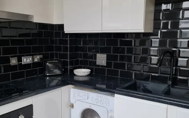 Stunning 3-bed Apartment in Heart of Cardiff Bay