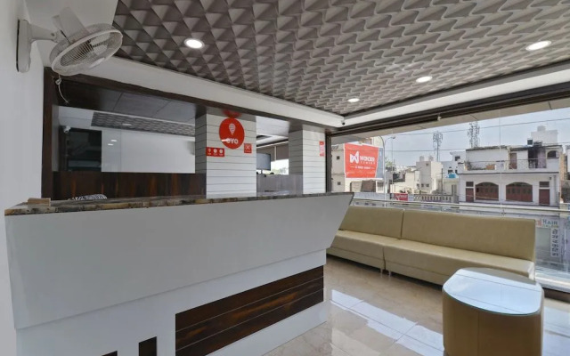 OYO 12694 Hotel Bauji Palace