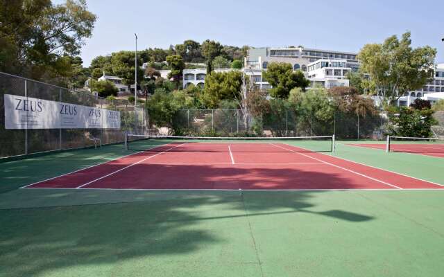 Dolce Athens A tica Riviera Hotel
