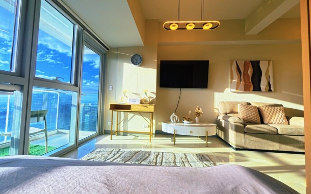 35th Uptown Park Suites Tower 2 BGC