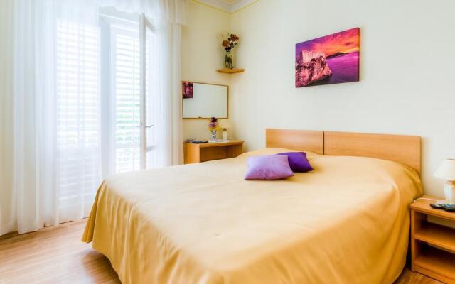 Guest House Villa Nina